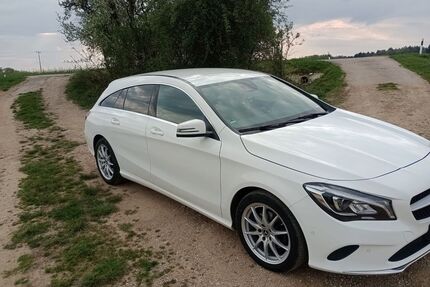 Mercedes-Benz CLA 220 Shooting Brake Gebrauchtwagen