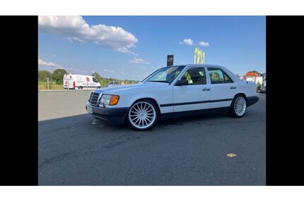 Mercedes-Benz 230 Gebrauchtwagen