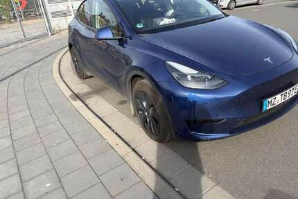 Tesla Model Y Gebrauchtwagen
