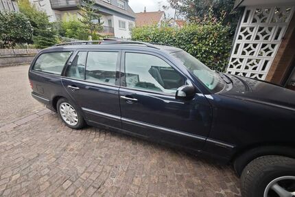 Mercedes-Benz E 240 Gebrauchtwagen