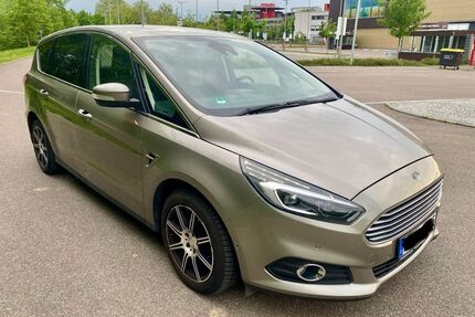 Ford S-Max Gebrauchtwagen