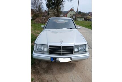 Mercedes-Benz E 230 Gebrauchtwagen