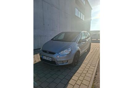Ford S-Max Gebrauchtwagen