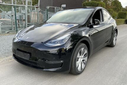 Tesla Model Y Gebrauchtwagen