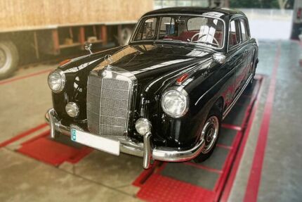 Mercedes-Benz 220 Gebrauchtwagen