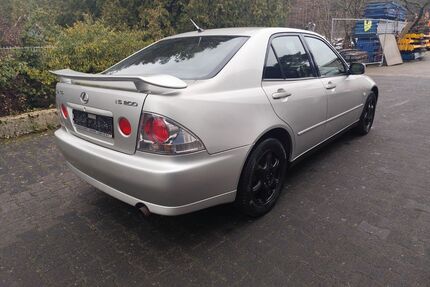 Lexus IS 200 Gebrauchtwagen