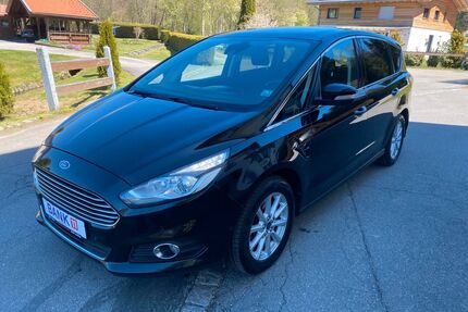 Ford S-Max Gebrauchtwagen