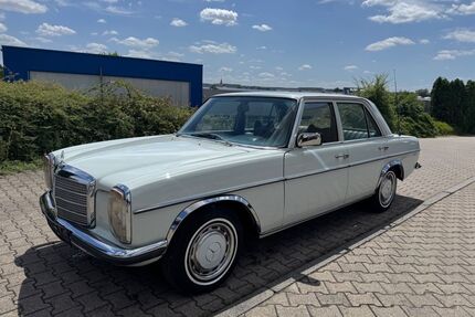 Mercedes-Benz 240 Gebrauchtwagen